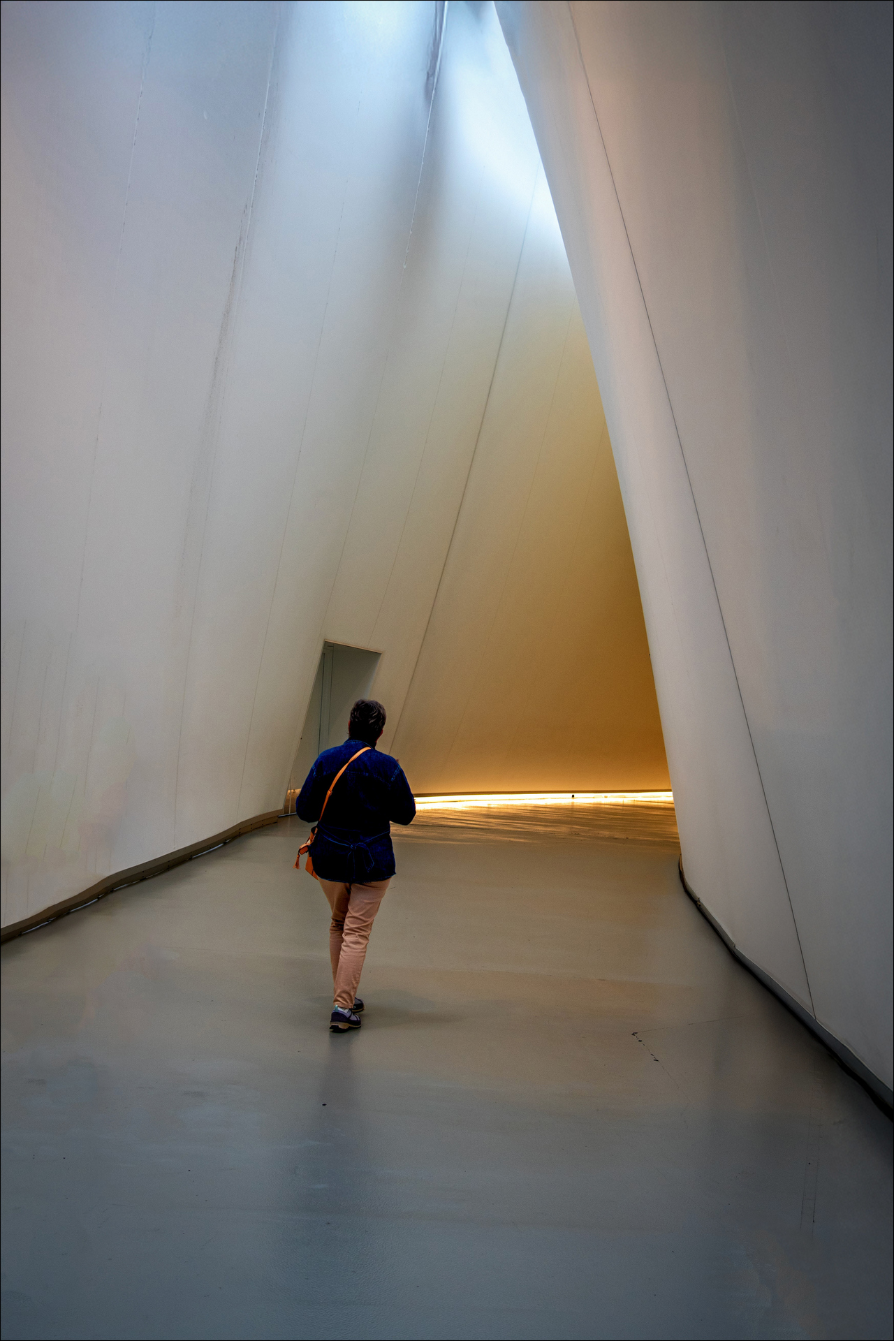 Vers la lumière 1920 8173